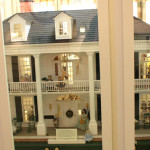 Oak Ridge Childrens Museum Miniature Dollhouse